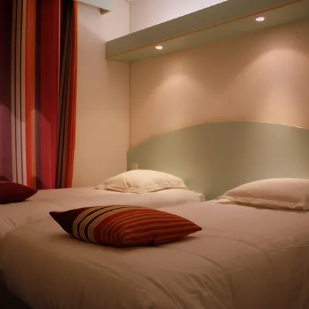 Agape Niort- Hotell Bessines