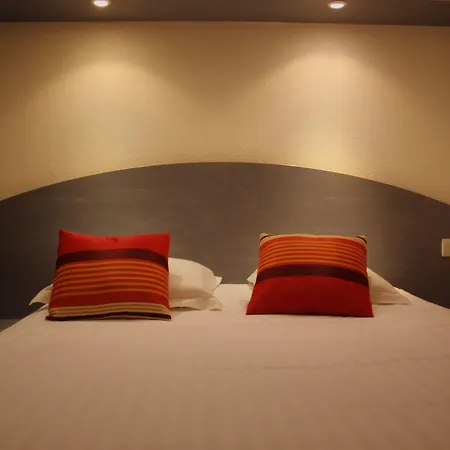 Agape Hotel Niort- Bessines 2*