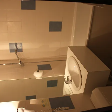 Agape Hotel Niort- Bessines Bessines