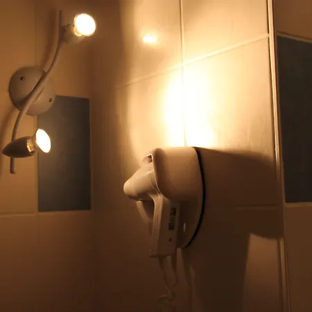 Agape Hotel Niort- Bessines Hotel 2*