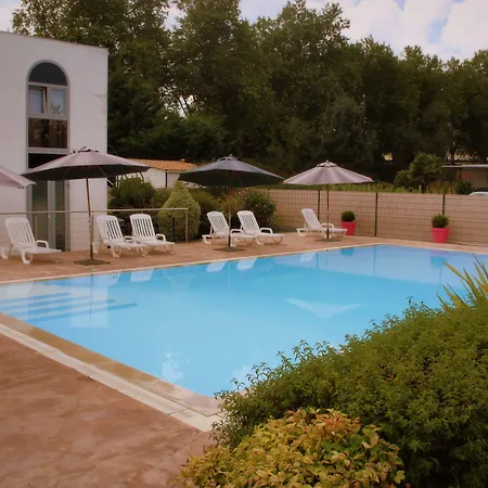 Agape Hotel Niort- Bessines 2* Bessines
