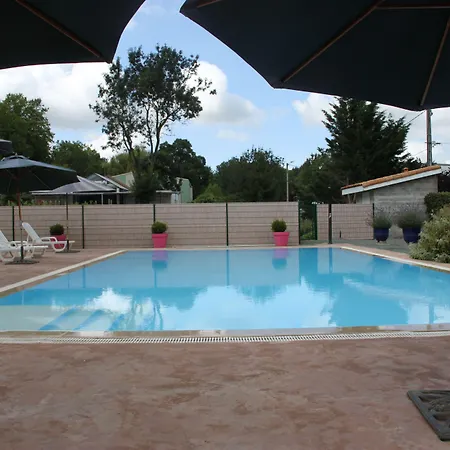 Agape Hotel Niort- Bessines 2*