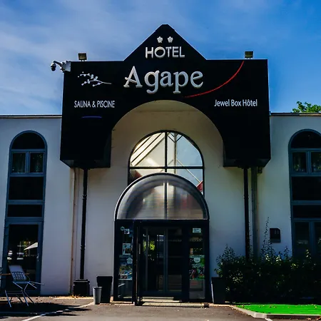 Agape Niort- ホテル